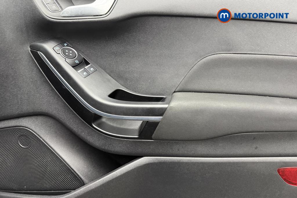Ford Fiesta Zetec Manual Petrol Hatchback - Stock Number (1550436) - 17th supplementary image