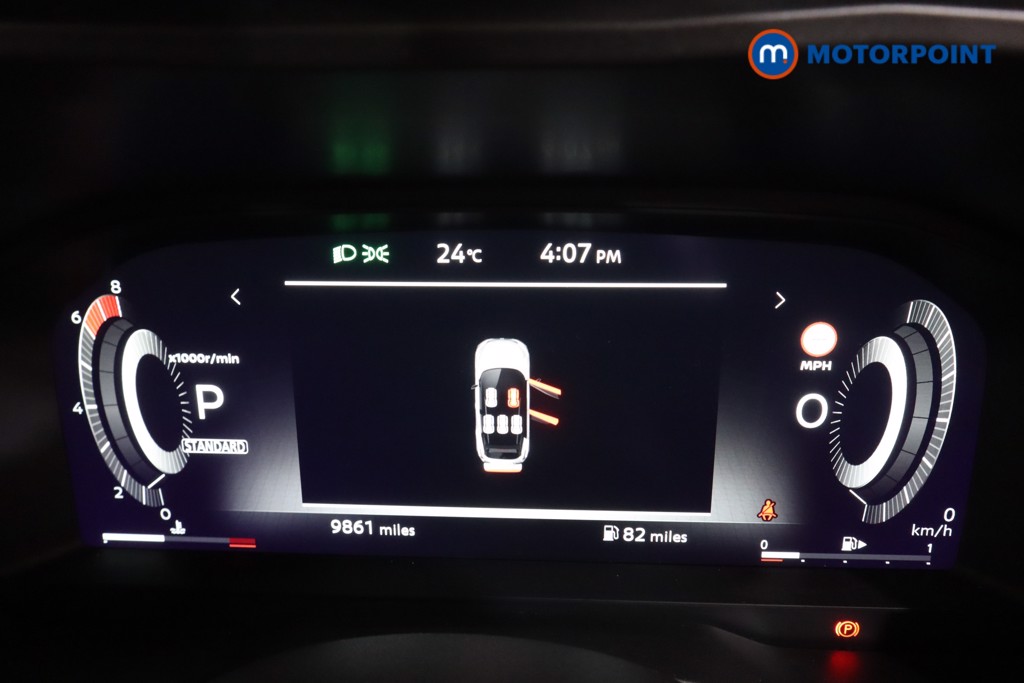 Nissan Qashqai N-Connecta Automatic Petrol SUV - Stock Number (1552319) - 4th supplementary image