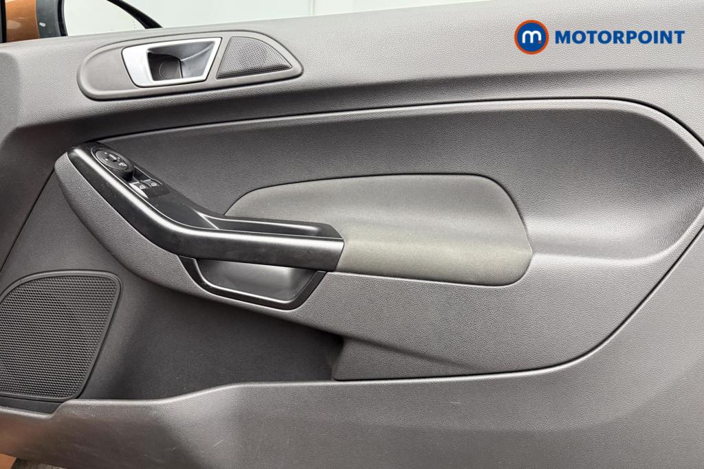 Ford Fiesta Zetec S Manual Petrol Hatchback - Stock Number (1554446) - 16th supplementary image