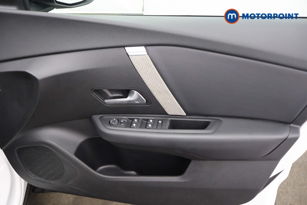 Citroen C4 Sense Manual Petrol Hatchback - Stock Number (1557982) - 9th supplementary image