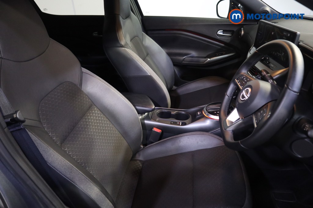 Nissan Juke N-Connecta Automatic Petrol SUV - Stock Number (1558250) - 11th supplementary image