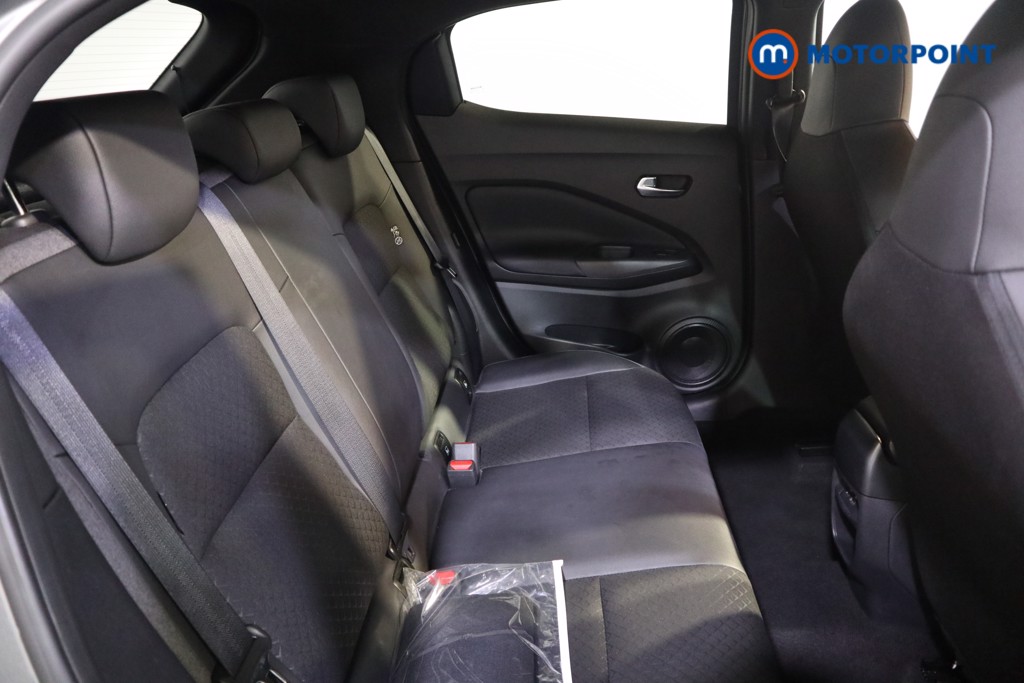 Nissan Juke N-Connecta Automatic Petrol SUV - Stock Number (1558250) - 12th supplementary image