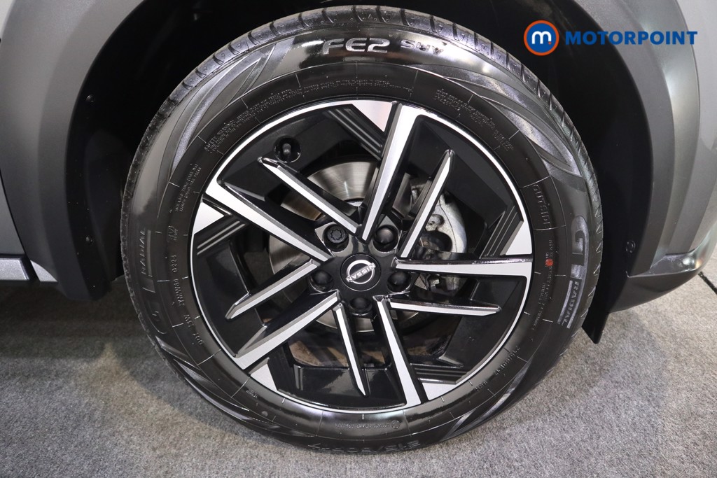 Nissan Juke N-Connecta Automatic Petrol SUV - Stock Number (1558250) - 15th supplementary image