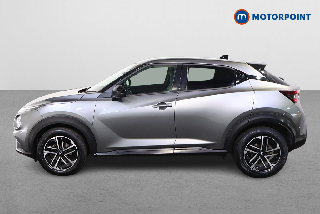 Nissan Juke N-Connecta Automatic Petrol SUV - Stock Number (1558250) - Passenger side