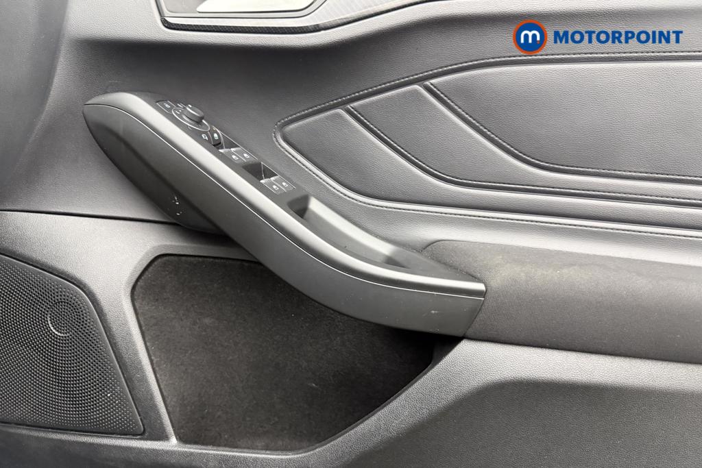 Ford Focus St-Line Manual Petrol Hatchback - Stock Number (1558508) - 18th supplementary image