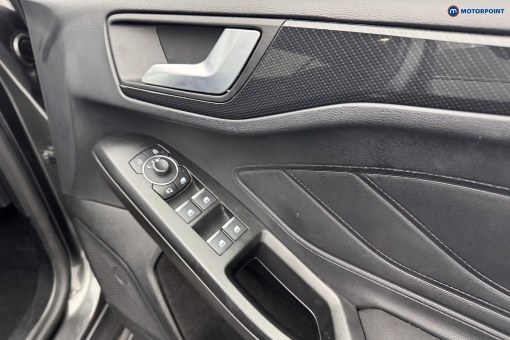 Ford Focus St-Line Manual Petrol Hatchback - Stock Number (1558524) - 19th supplementary image