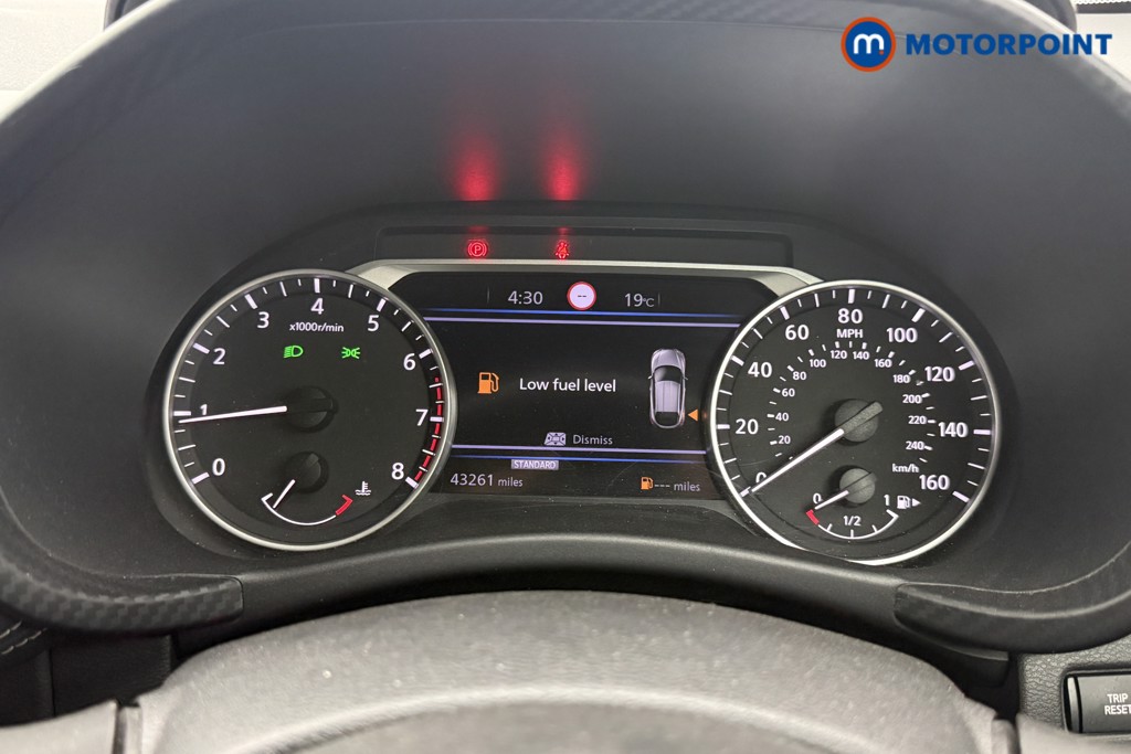Nissan Juke N-Connecta Manual Petrol SUV - Stock Number (1558732) - 3rd supplementary image