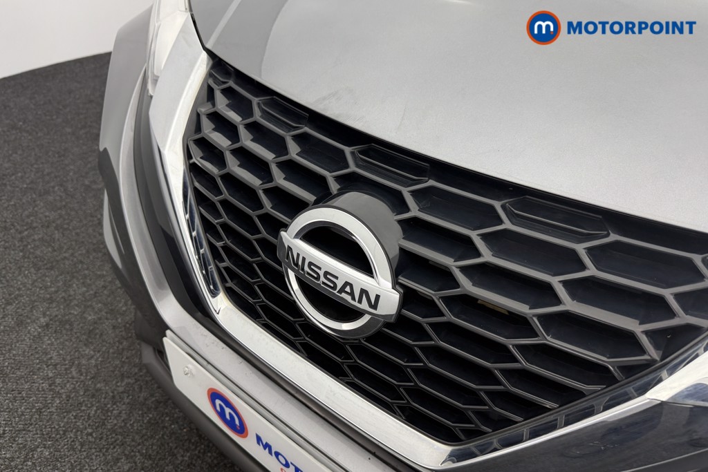 Nissan Juke N-Connecta Manual Petrol SUV - Stock Number (1558732) - 19th supplementary image