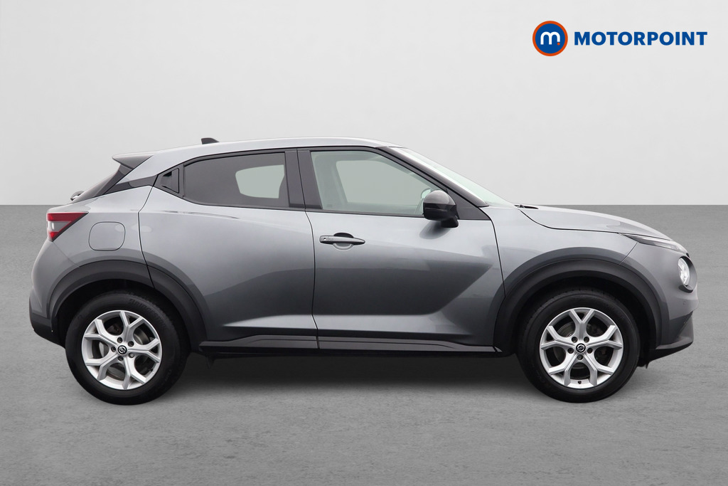 Nissan Juke N-Connecta Manual Petrol SUV - Stock Number (1558732) - Drivers side