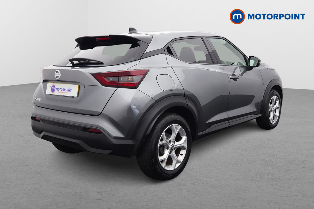 Nissan Juke N-Connecta Manual Petrol SUV - Stock Number (1558732) - Drivers side rear corner