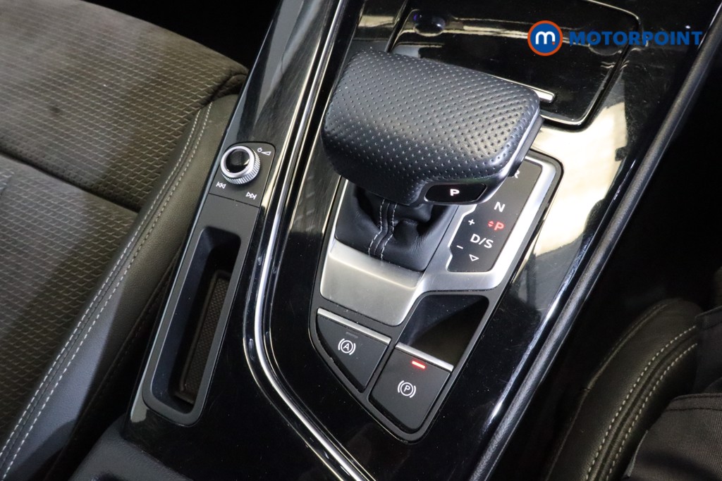 Audi A4 Black Edition Automatic Petrol Estate - Stock Number (1559121) - 12th supplementary image