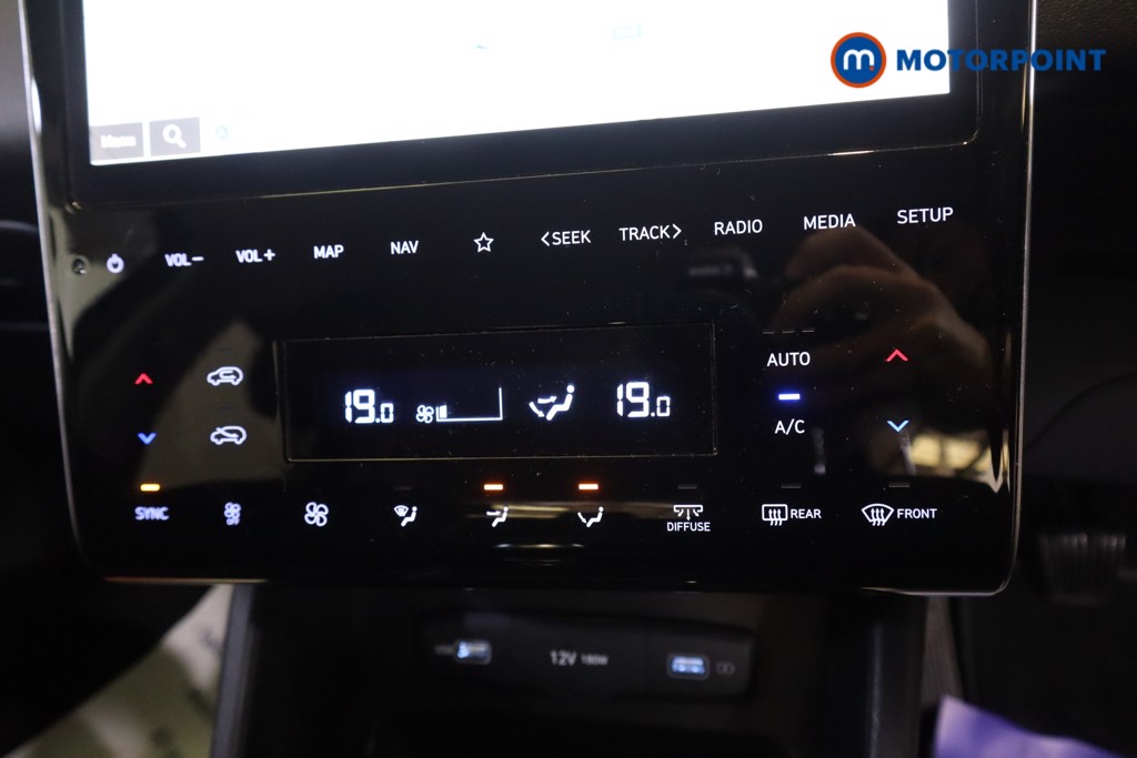 Hyundai Tucson Se Connect Manual Petrol SUV - Stock Number (1559526) - 5th supplementary image