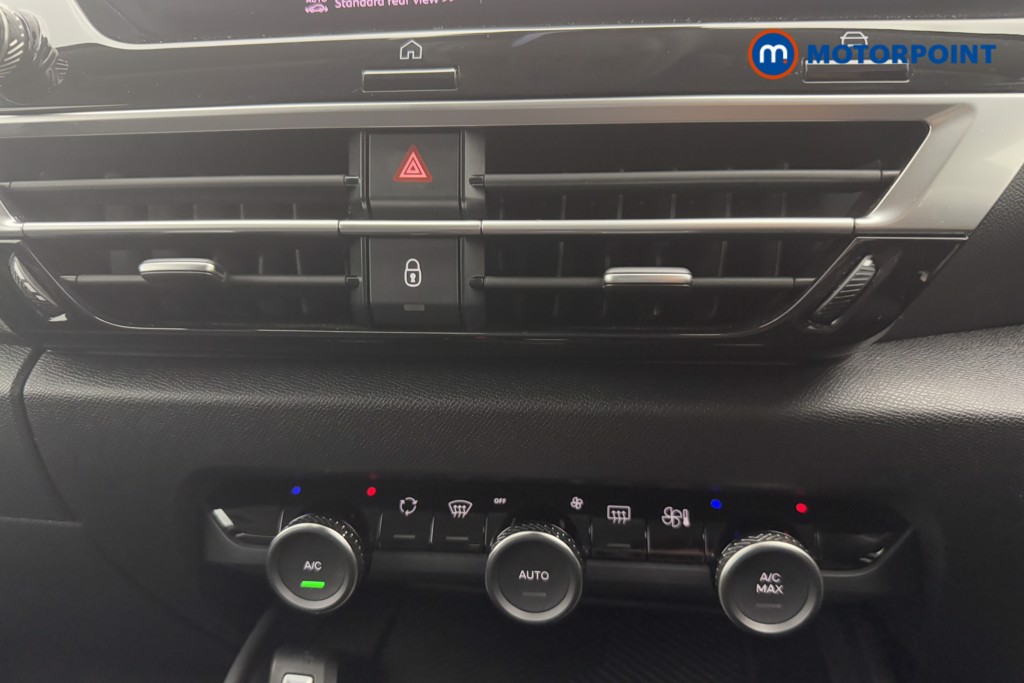 Citroen C4 Shine Automatic Electric Hatchback - Stock Number (1559689) - 8th supplementary image