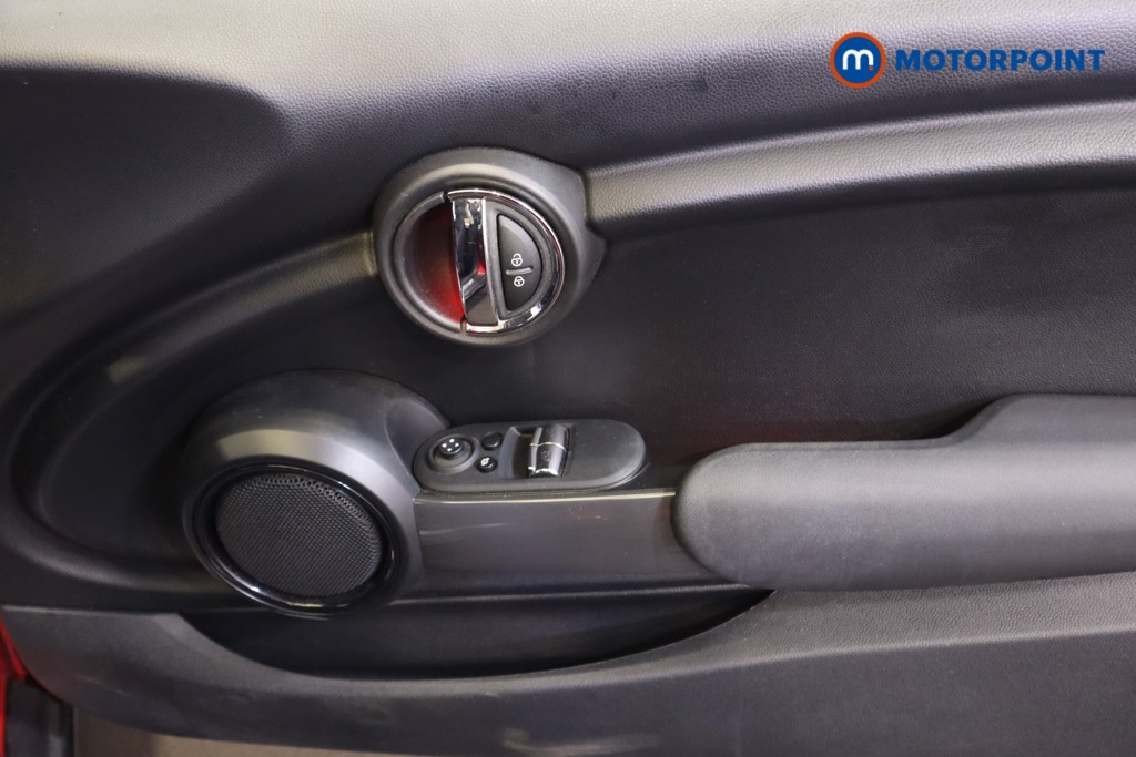 Mini Hatchback Cooper Manual Petrol Hatchback - Stock Number (1559853) - 7th supplementary image
