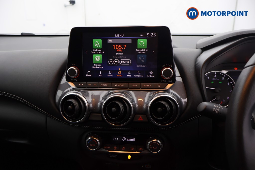 Nissan Juke N-Connecta Automatic Petrol SUV - Stock Number (1560423) - 5th supplementary image