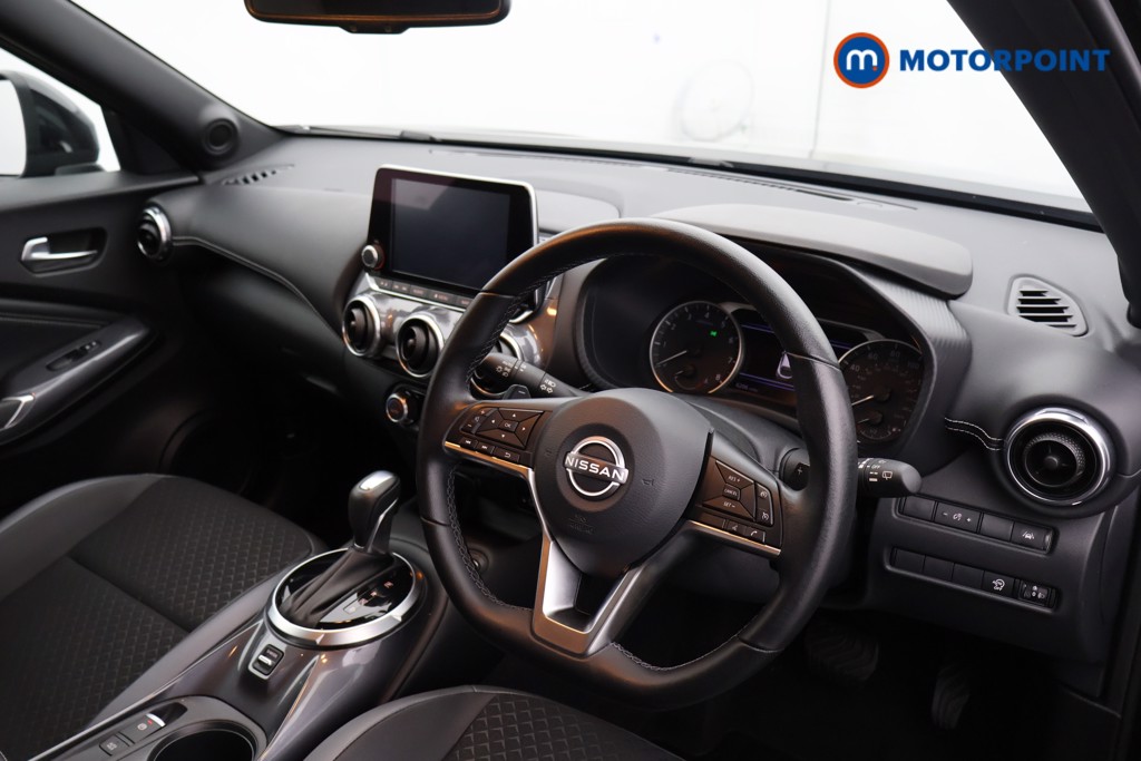 Nissan Juke N-Connecta Automatic Petrol SUV - Stock Number (1560423) - 10th supplementary image