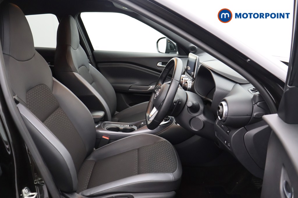 Nissan Juke N-Connecta Automatic Petrol SUV - Stock Number (1560423) - 11th supplementary image
