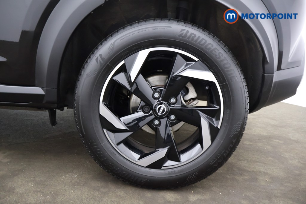 Nissan Juke N-Connecta Automatic Petrol SUV - Stock Number (1560423) - 20th supplementary image