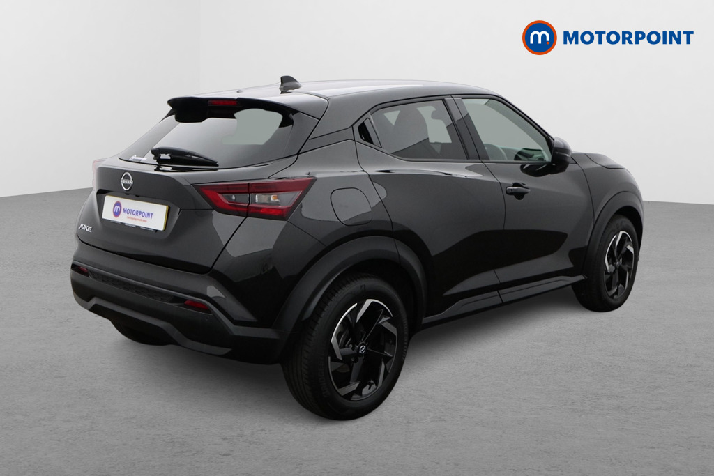 Nissan Juke N-Connecta Automatic Petrol SUV - Stock Number (1560423) - Drivers side rear corner