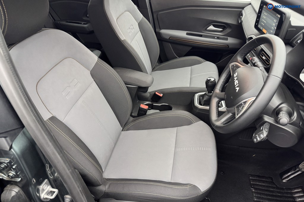 Dacia Sandero Stepway Extreme Manual Petrol Hatchback - Stock Number (1560459) - 5th supplementary image