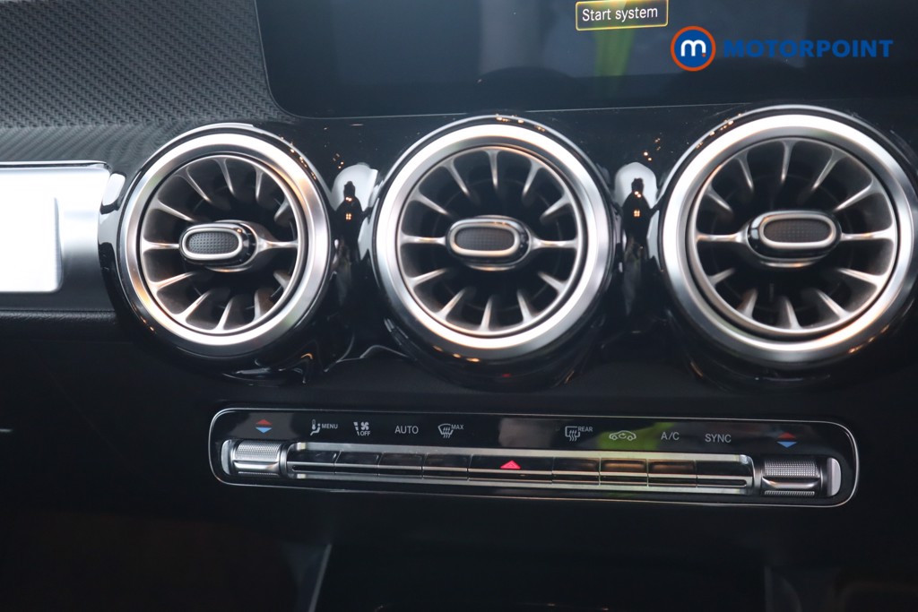 Mercedes-Benz GLB Amg Line Automatic Petrol SUV - Stock Number (1560471) - 5th supplementary image