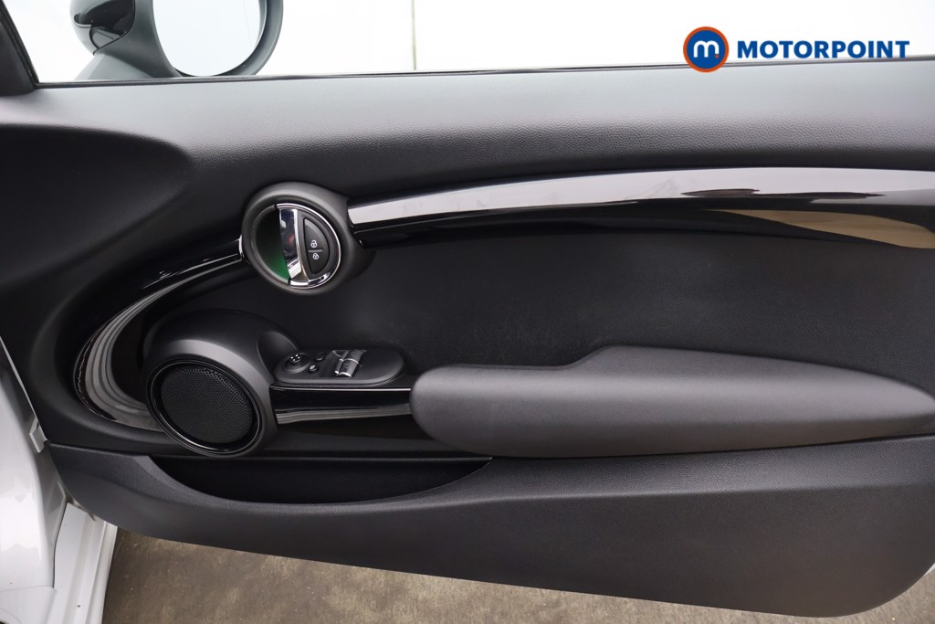Mini Hatchback John Cooper Works Automatic Petrol Hatchback - Stock Number (1560874) - 9th supplementary image