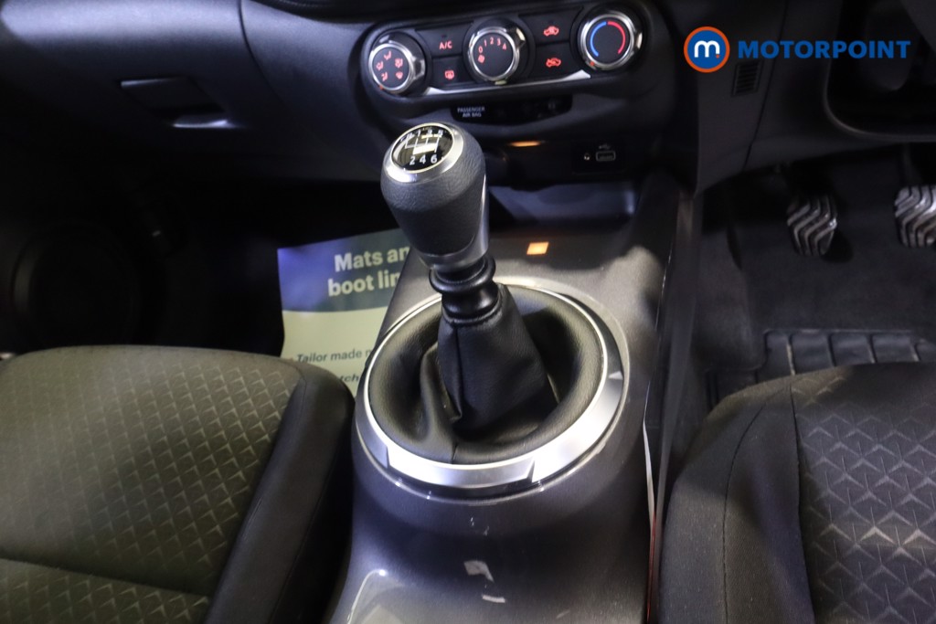 Nissan Juke Acenta Manual Petrol SUV - Stock Number (1560960) - 6th supplementary image