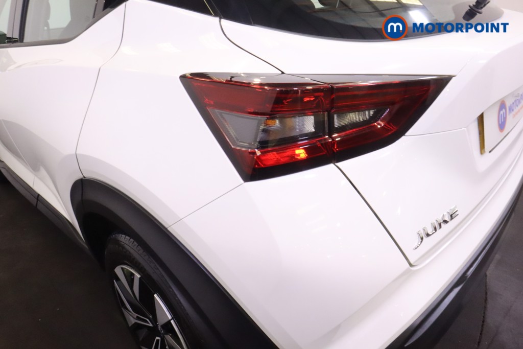 Nissan Juke Acenta Manual Petrol SUV - Stock Number (1560960) - 22nd supplementary image