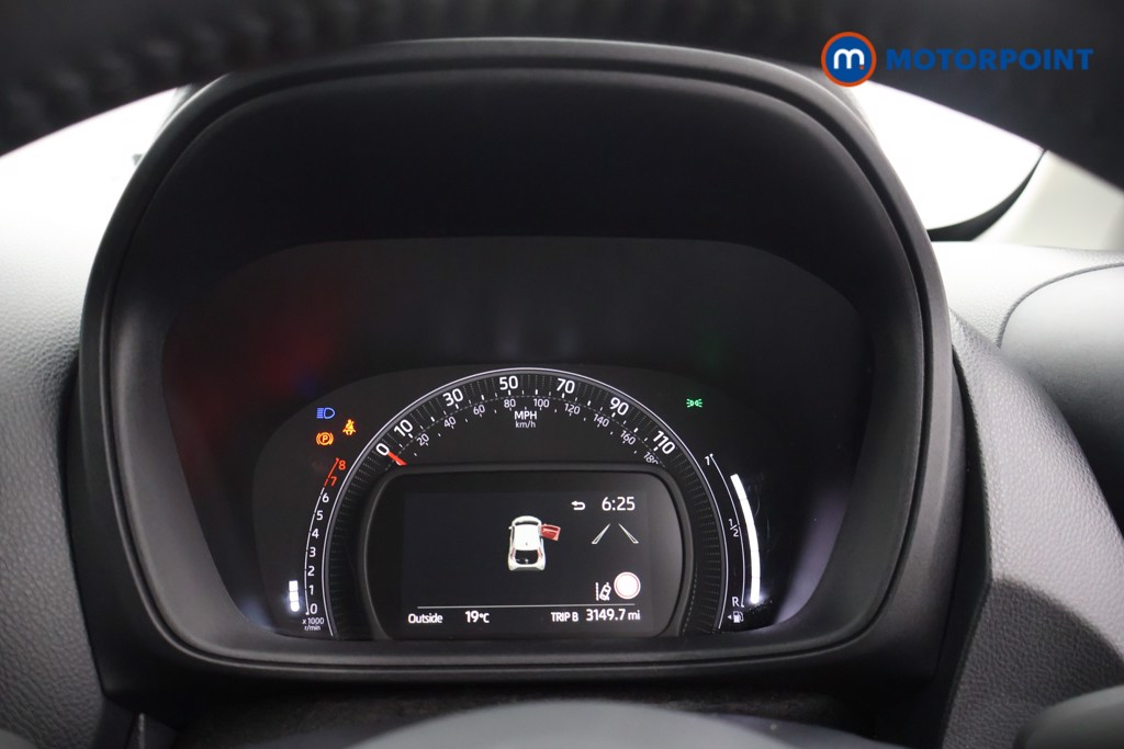 Toyota Aygo X Pure Manual Petrol Hatchback - Stock Number (1561001) - 4th supplementary image