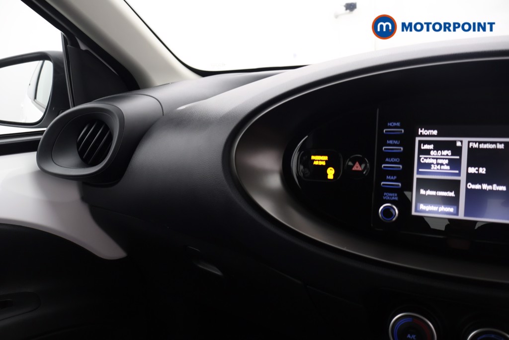 Toyota Aygo X Pure Manual Petrol Hatchback - Stock Number (1561001) - 7th supplementary image