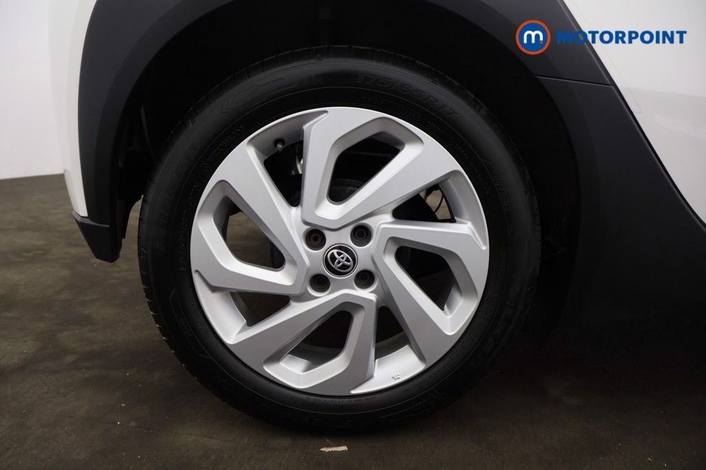 Toyota Aygo X Pure Manual Petrol Hatchback - Stock Number (1561001) - 17th supplementary image