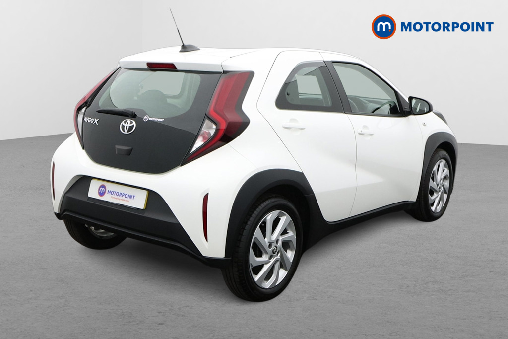 Toyota Aygo X Pure Manual Petrol Hatchback - Stock Number (1561001) - Drivers side rear corner