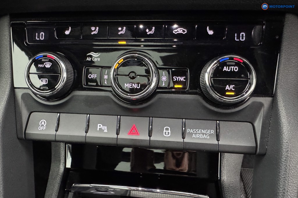 Skoda Karoq Sport Line Automatic Petrol SUV - Stock Number (1561093) - 15th supplementary image