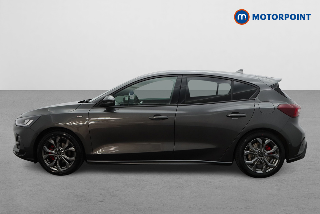 Ford Focus St-Line Edition Manual Petrol-Electric Hybrid Hatchback - Stock Number (1561300) - Passenger side
