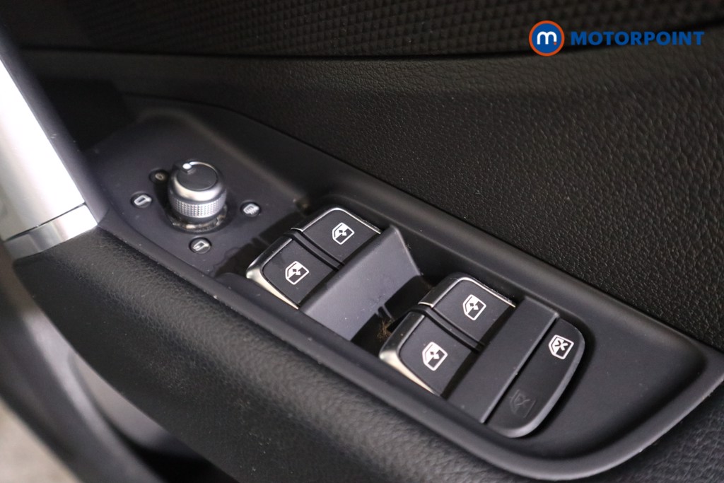 Audi Q2 S Line Manual Petrol SUV - Stock Number (1561782) - 13th supplementary image