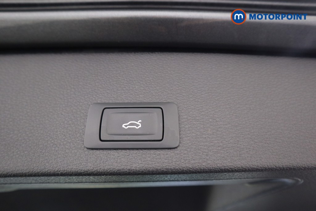 Audi Q2 S Line Manual Petrol SUV - Stock Number (1561782) - 18th supplementary image