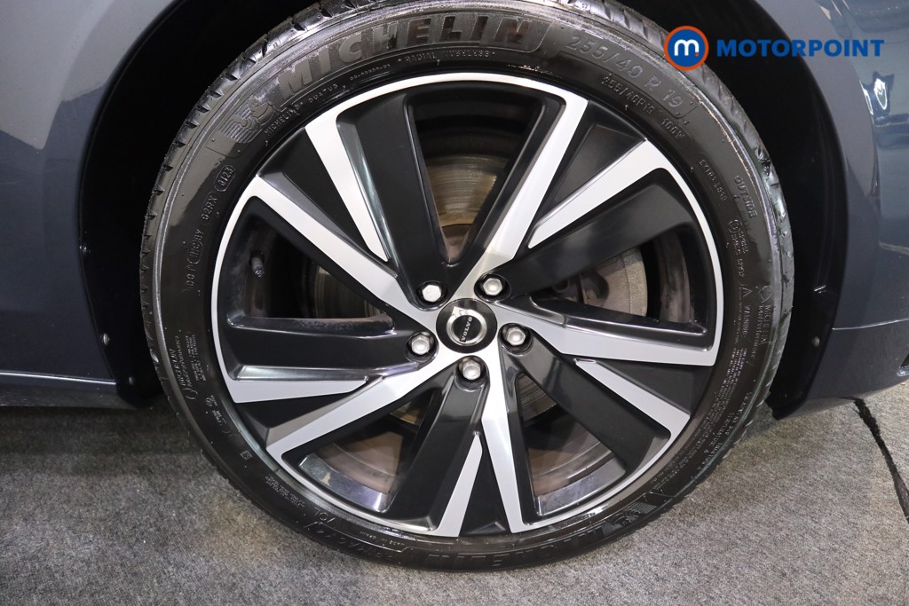 Volvo V90 R Design Automatic Diesel Estate - Stock Number (1561810) - 17th supplementary image