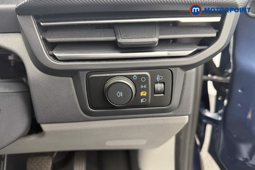 Ford Transit Custom Limited Automatic Diesel Panel Van - Stock Number (1561926) - 9th supplementary image