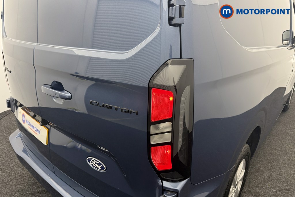 Ford Transit Custom Limited Automatic Diesel Panel Van - Stock Number (1561926) - 22nd supplementary image