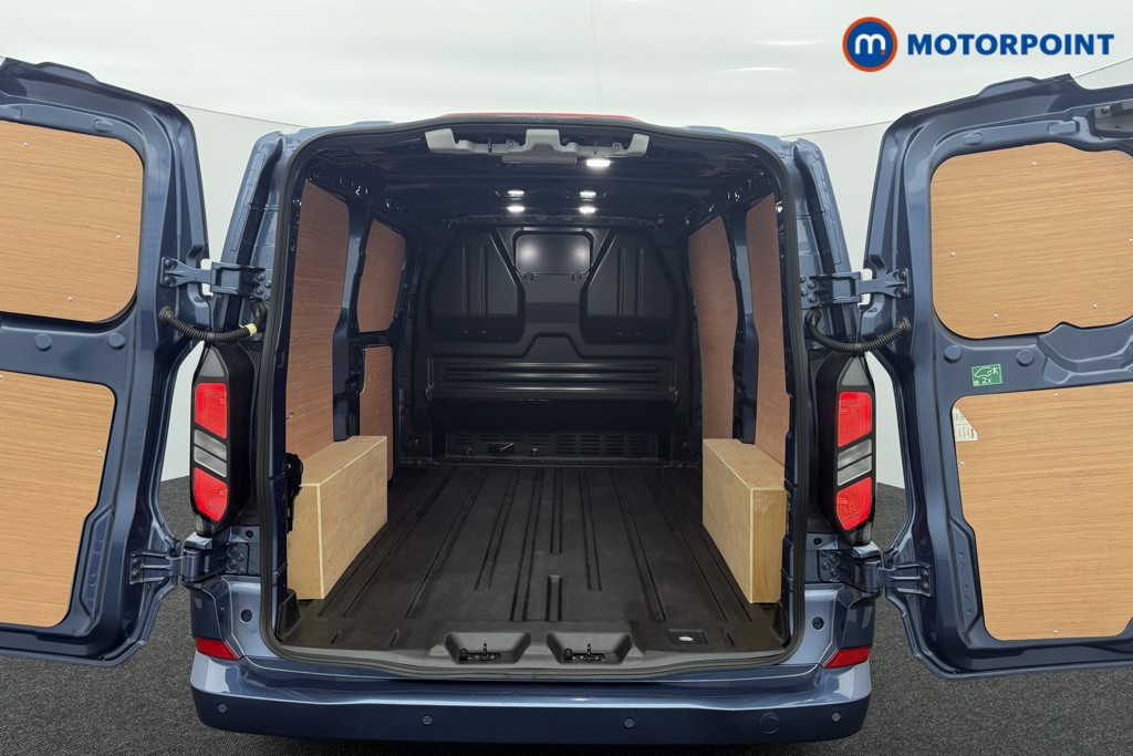 Ford Transit Custom Limited Automatic Diesel Panel Van - Stock Number (1561926) - 23rd supplementary image