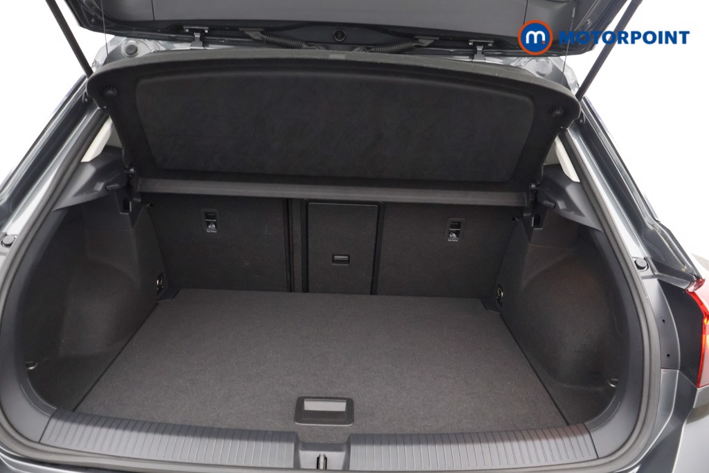 Volkswagen T-Roc Life Manual Petrol SUV - Stock Number (1561990) - 14th supplementary image