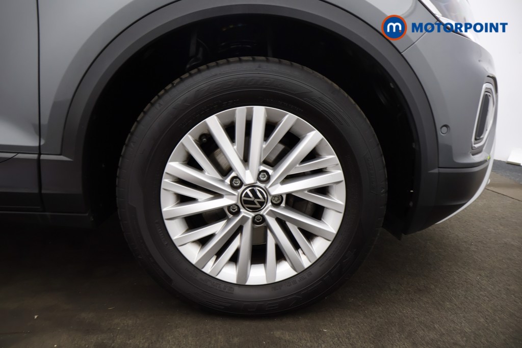 Volkswagen T-Roc Life Manual Petrol SUV - Stock Number (1561990) - 17th supplementary image