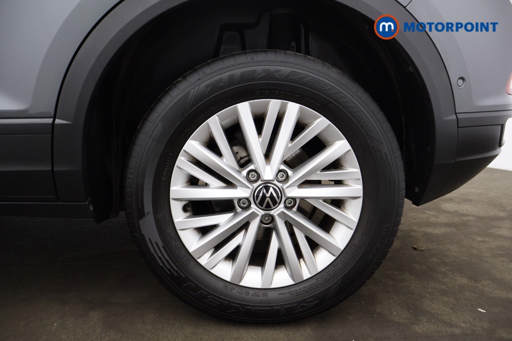 Volkswagen T-Roc Life Manual Petrol SUV - Stock Number (1561990) - 20th supplementary image