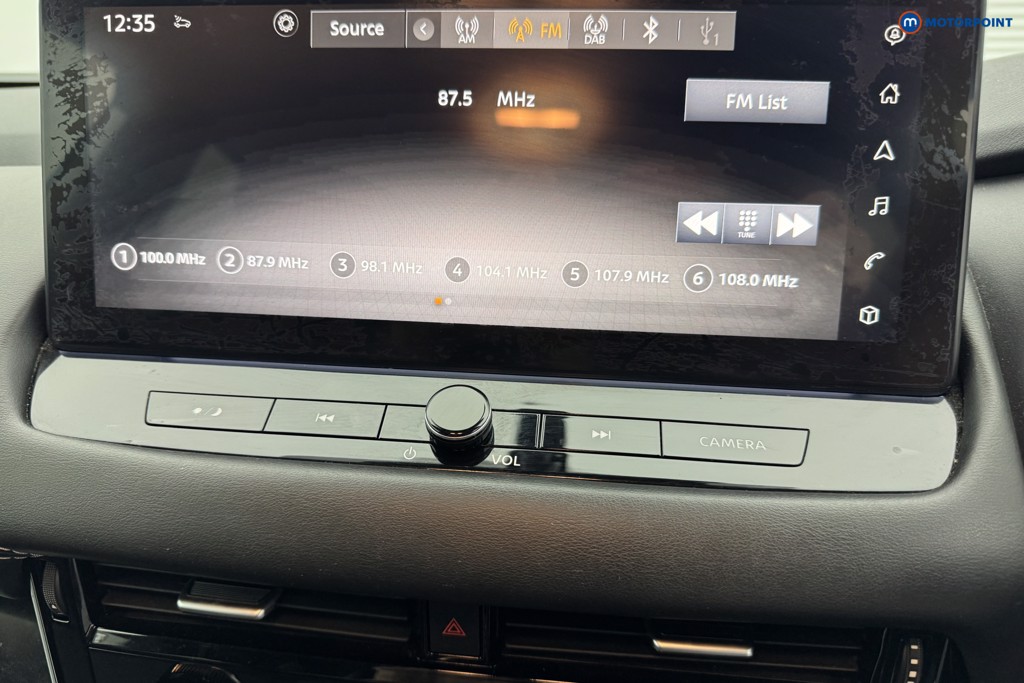 Nissan Qashqai N-Connecta Automatic Petrol-Electric Hybrid SUV - Stock Number (1562096) - 2nd supplementary image