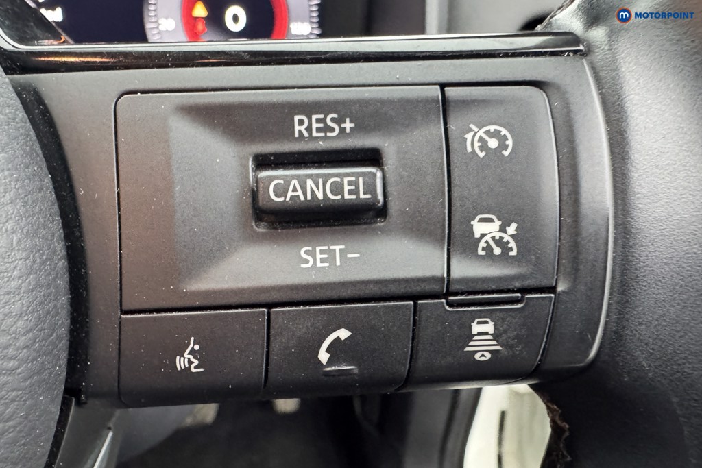Nissan Qashqai N-Connecta Automatic Petrol-Electric Hybrid SUV - Stock Number (1562096) - 18th supplementary image