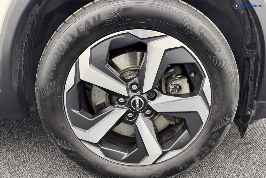 Nissan Qashqai N-Connecta Automatic Petrol-Electric Hybrid SUV - Stock Number (1562096) - 34th supplementary image