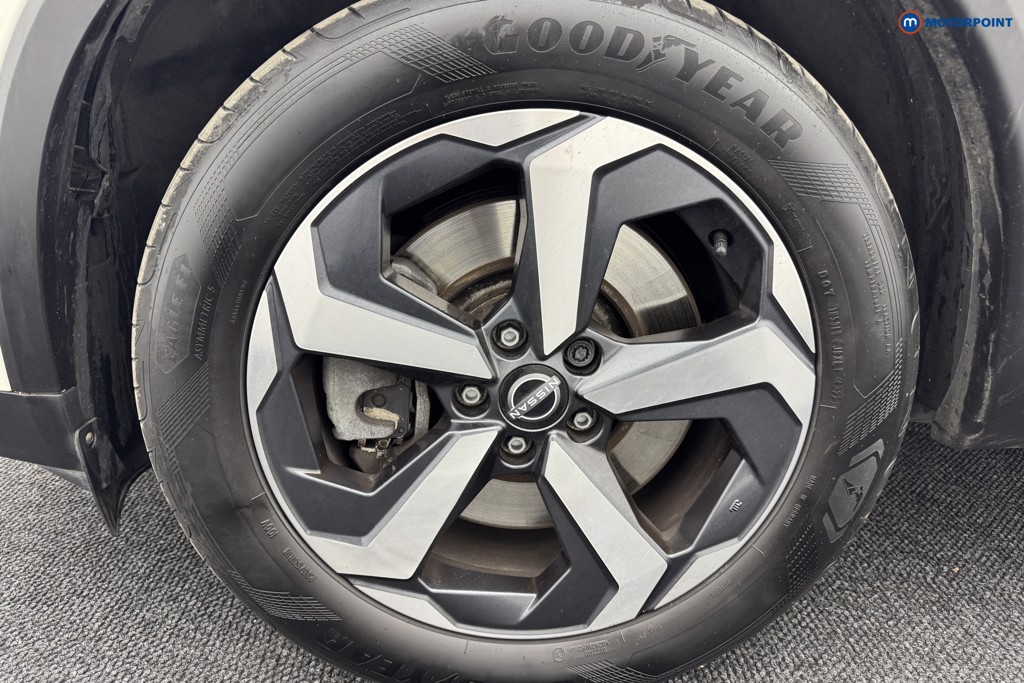 Nissan Qashqai N-Connecta Automatic Petrol-Electric Hybrid SUV - Stock Number (1562096) - 35th supplementary image