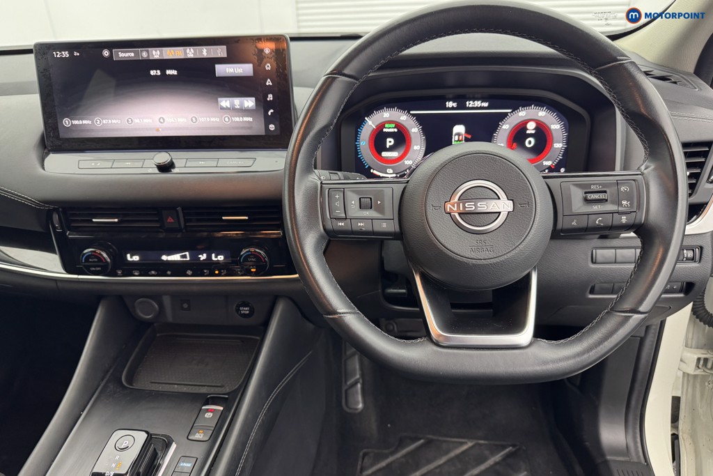 Nissan Qashqai N-Connecta Automatic Petrol-Electric Hybrid SUV - Stock Number (1562096) - 1st supplementary image