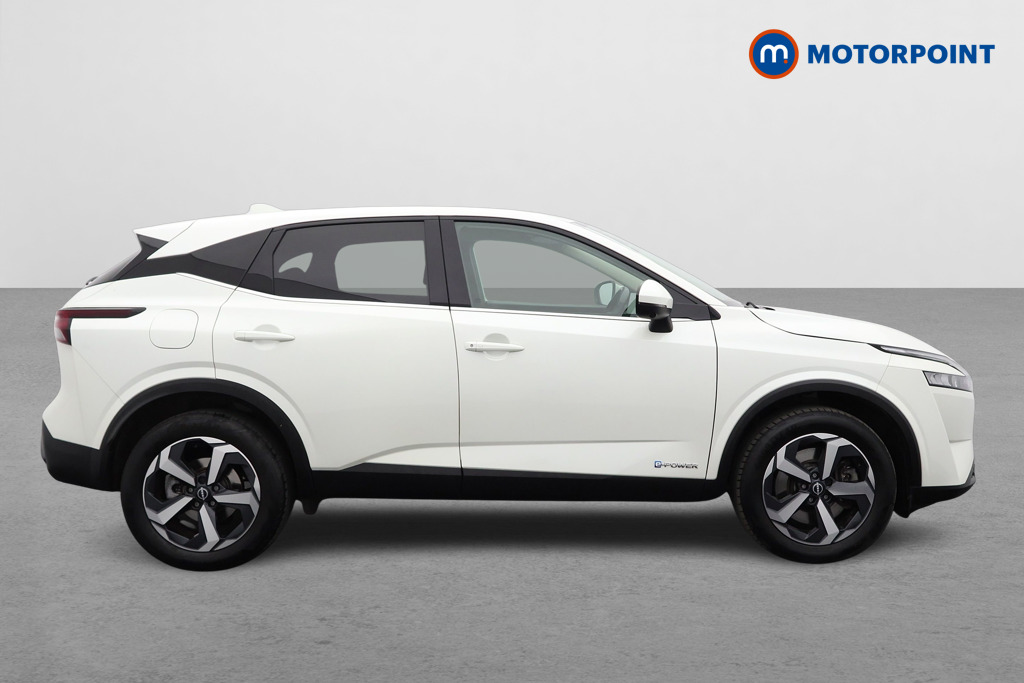 Nissan Qashqai N-Connecta Automatic Petrol-Electric Hybrid SUV - Stock Number (1562096) - Drivers side