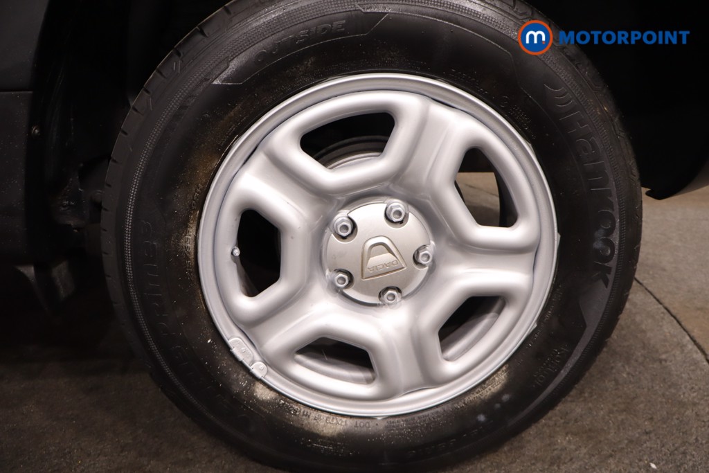 Dacia Duster AIR Manual Petrol SUV - Stock Number (1562126) - 12th supplementary image